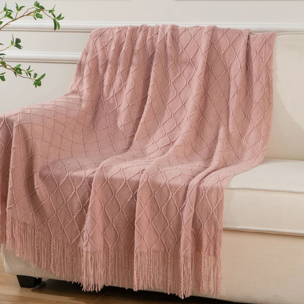 Soft Tasseled Throw Blanket