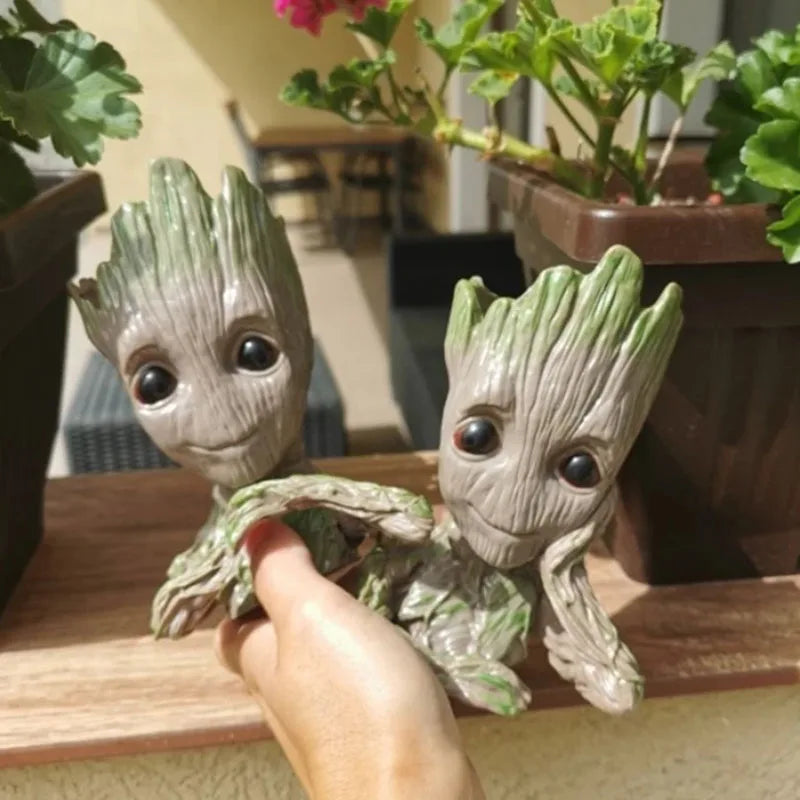 Groot Figurine