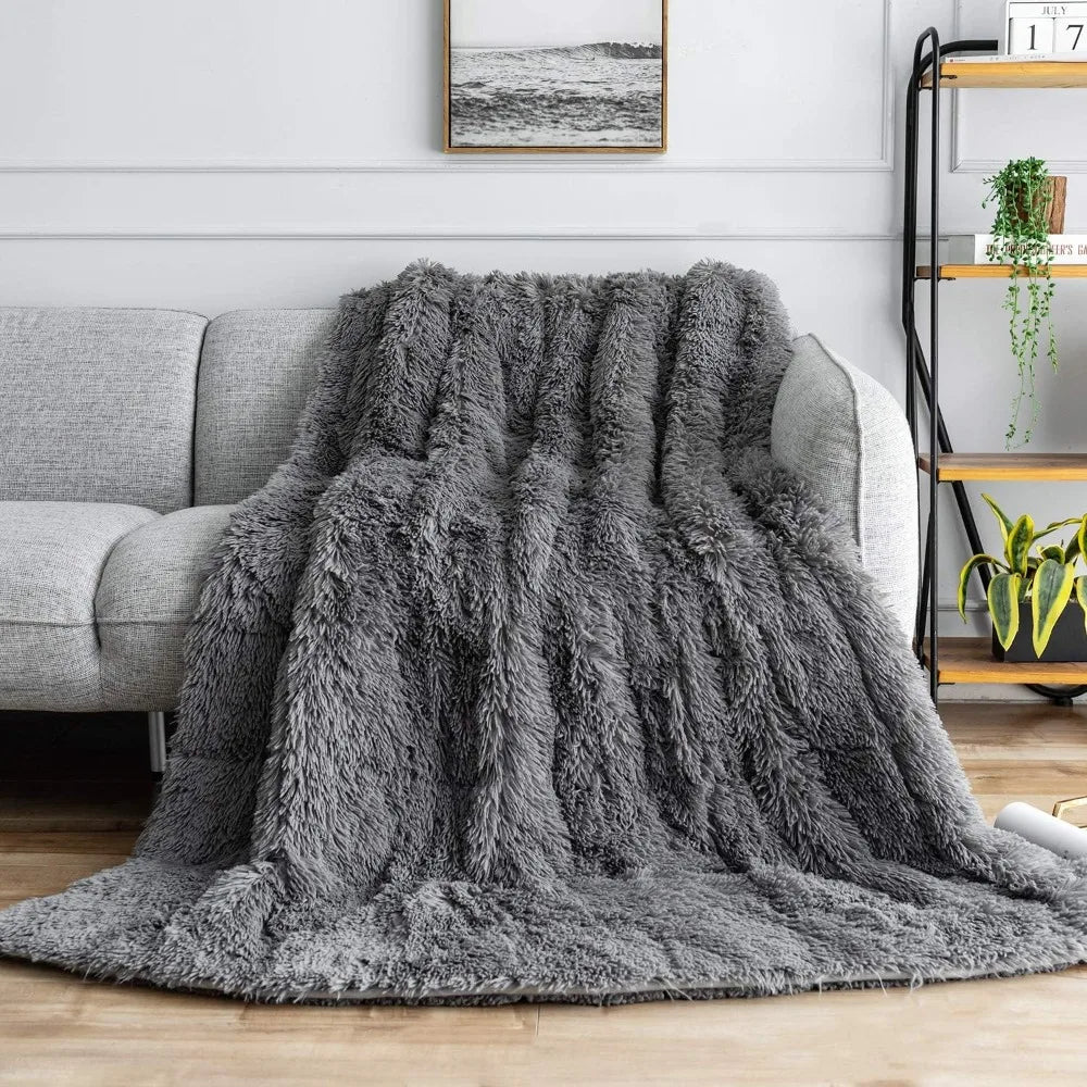 Super Soft Faux Fur Weighted Blanket